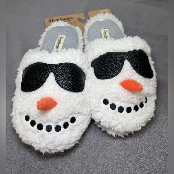 dearfoams Shoes - Dearfoams Snowman Slippers Womens 7-8
Mens 5-6
